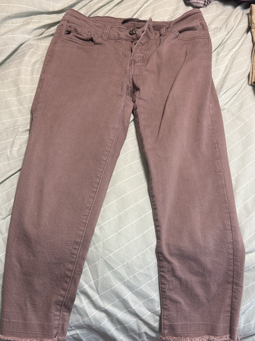 KanCan Dusty Mauve Cropped Straight-Leg Jeans